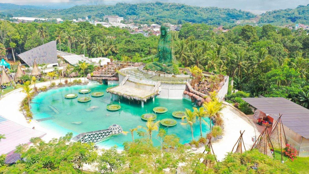 Teluk Penyu Beach: The Hidden Instagrammable Secret of Cilacap